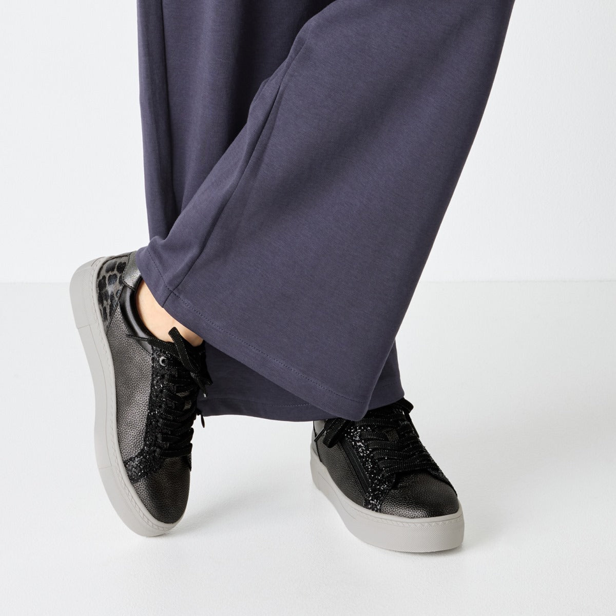 Tamaris 23313 Sneaker pewter schwarz